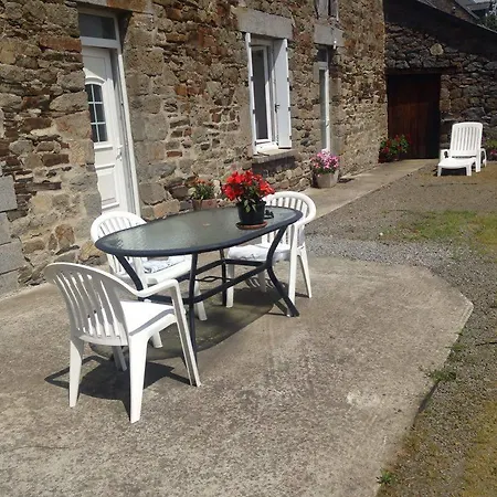 D'hotes La Haie Bed & Breakfast